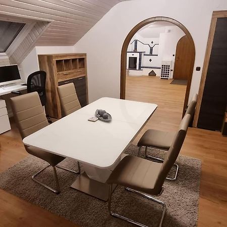 Gemuetliche Wohnung Am Waldrand Thierhaupten 외부 사진