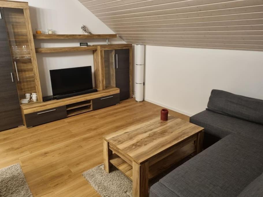 Gemuetliche Wohnung Am Waldrand Thierhaupten 외부 사진