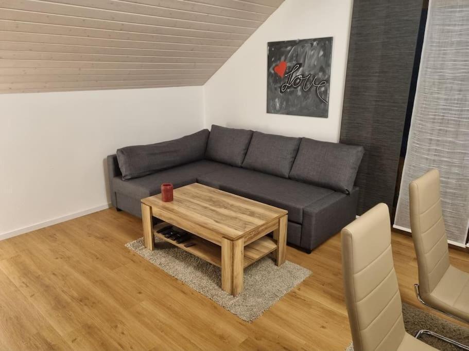 Gemuetliche Wohnung Am Waldrand Thierhaupten 외부 사진